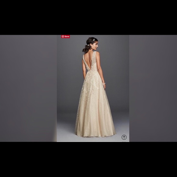 Wedding Dress - Picture 3 of 8